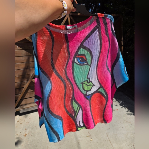 Made In Italy Colorful Abstract Face Print Women's Top One Size . - Picture 2 of 7